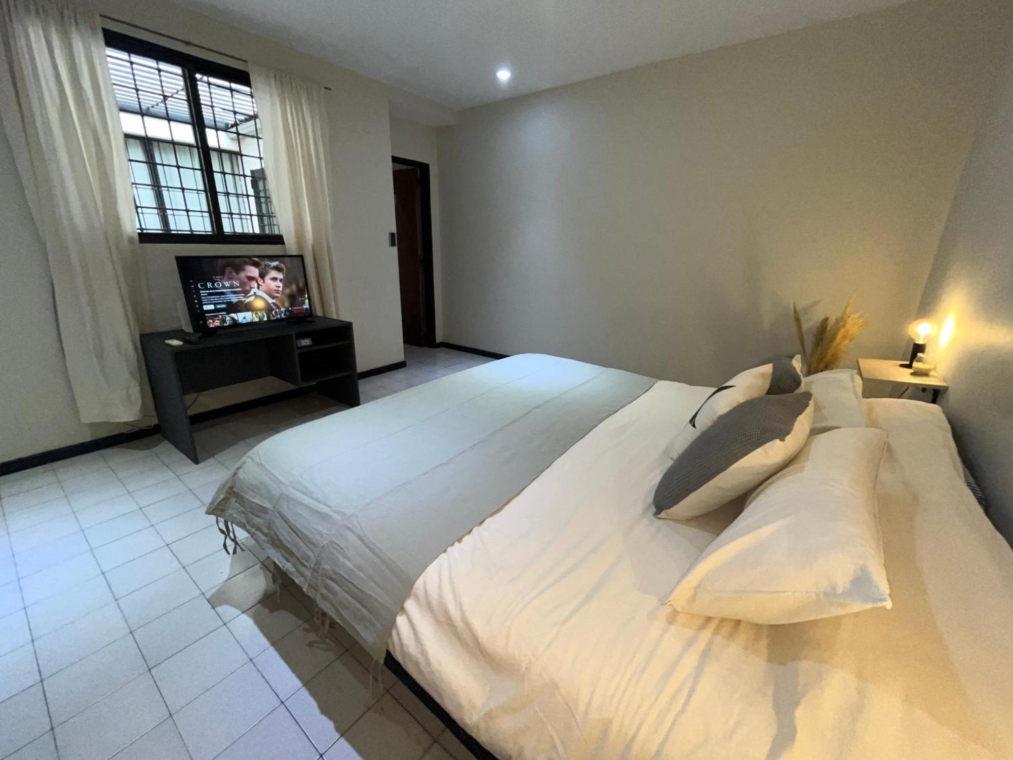 Departamento Espana A 3 Cuadras Plaza Independencia 门多萨 外观 照片