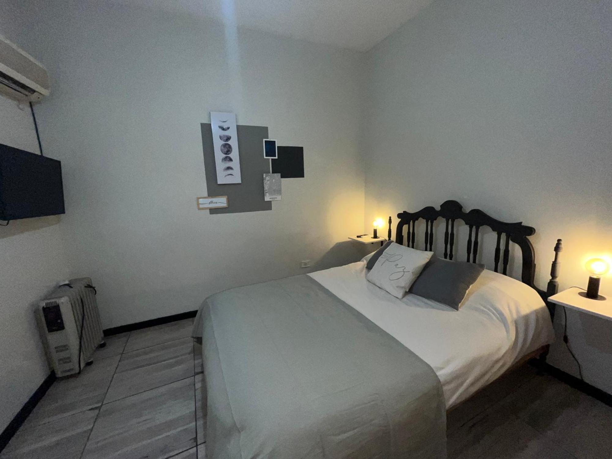 Departamento Espana A 3 Cuadras Plaza Independencia 门多萨 外观 照片